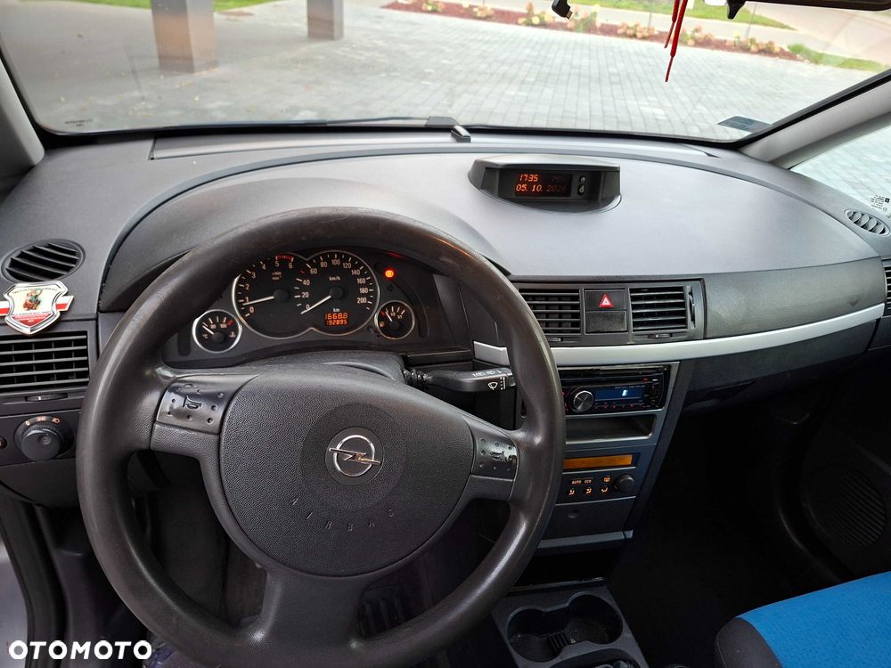 Opel Meriva - 8
