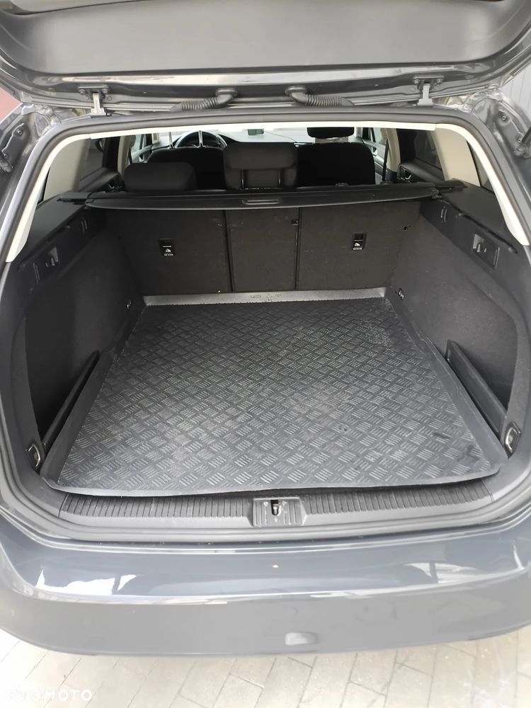 Volkswagen Passat 1.6 TDI (BlueMotion Technology) Comfortline - 6