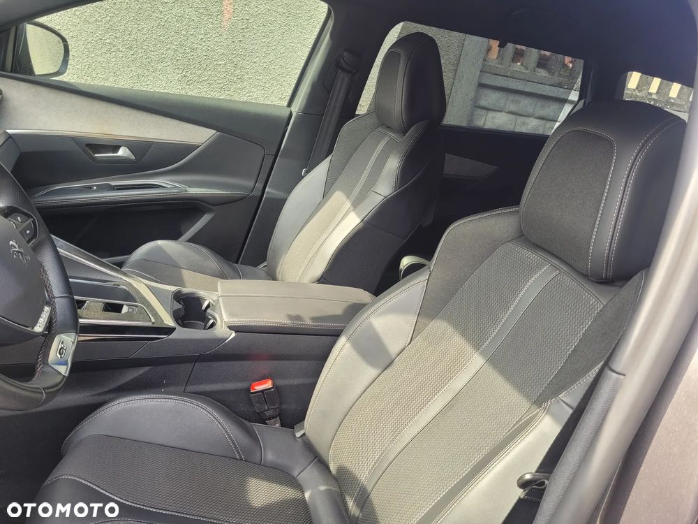 Peugeot 5008 PureTech 130 EAT8 Stop & Start GT - 5