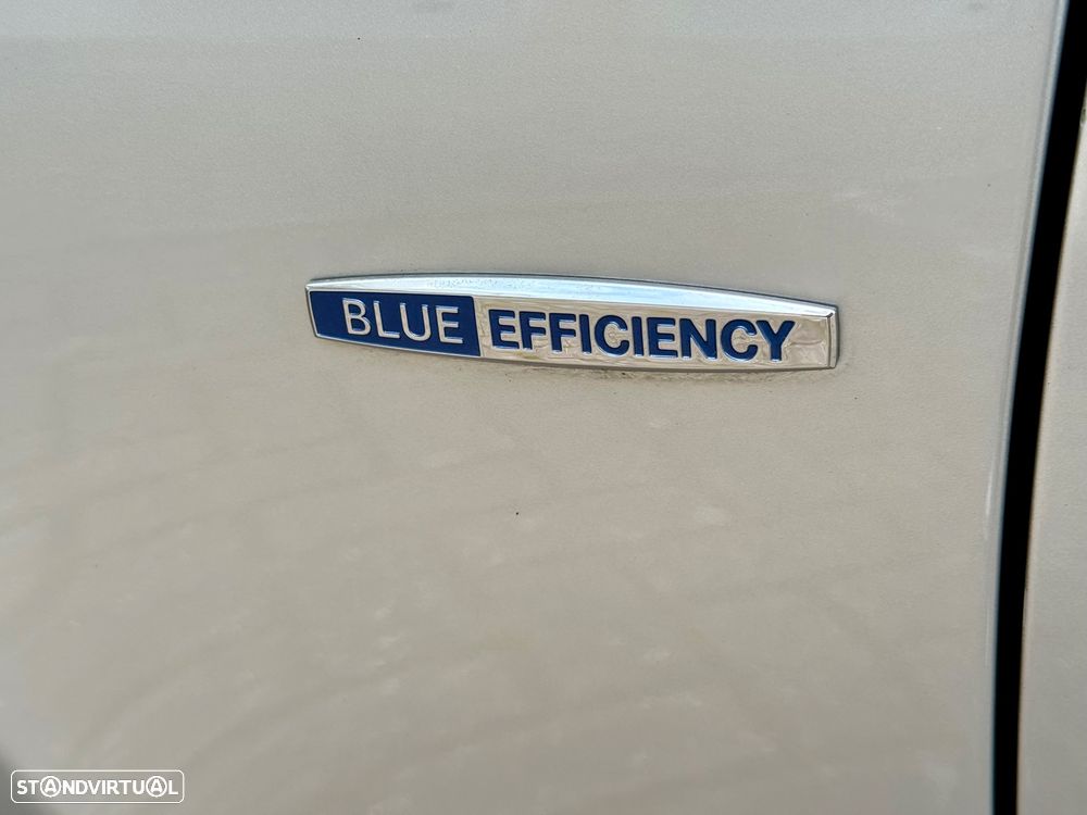 Mercedes-Benz E 220 CDI Avantgarde BlueEfficiency - 3