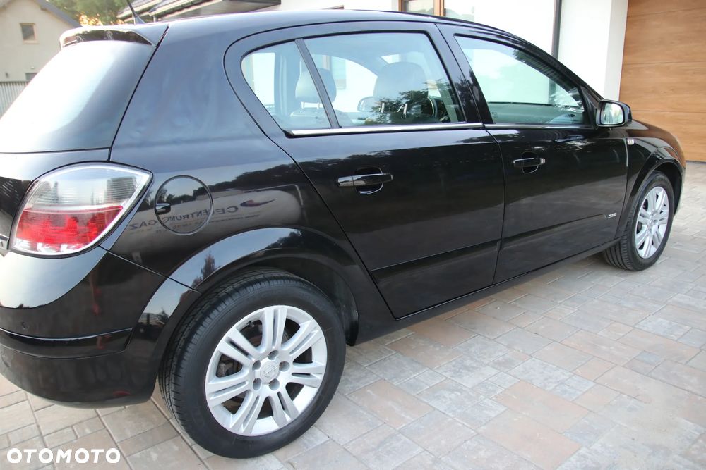 Opel Astra 1.7 CDTI Cosmo - 2