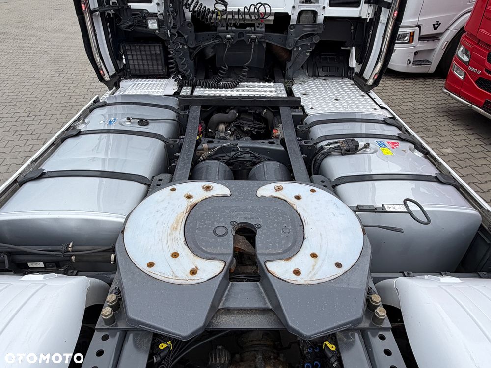 Scania 580S scania z Niemiec v8 mega low deck idealny stan 2021 pełna opcja bez egr - 24