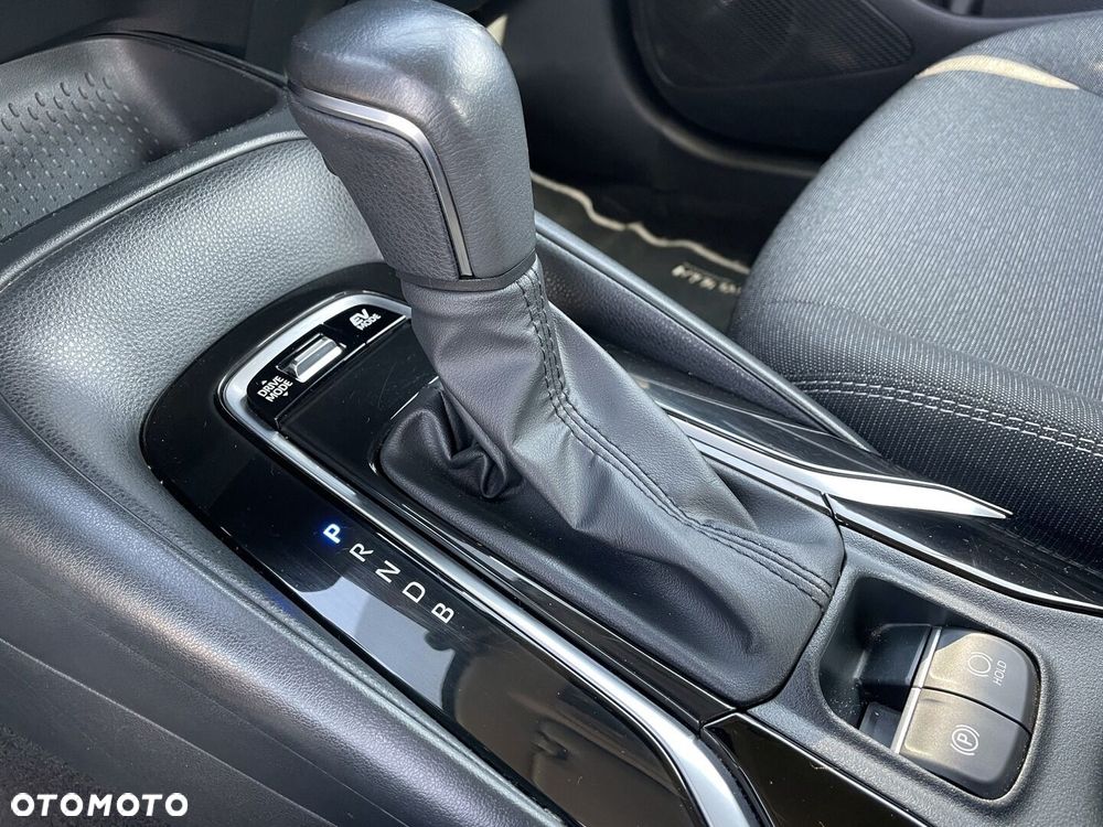 Toyota Corolla 1.8 Hybrid Comfort - 24