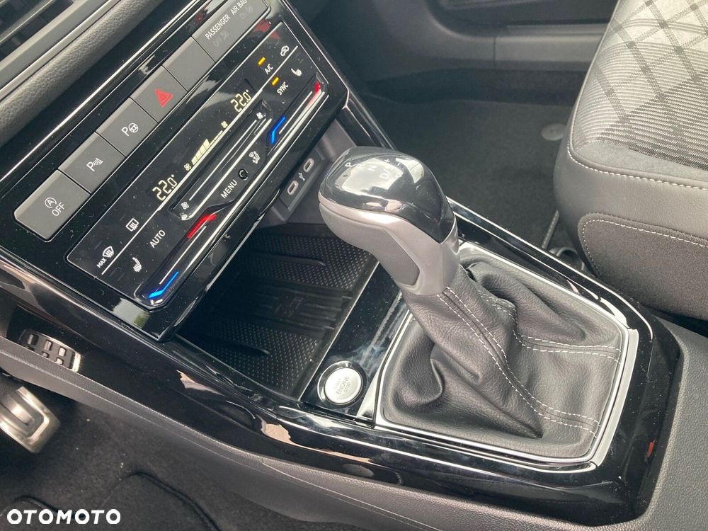 Volkswagen T-Cross - 16