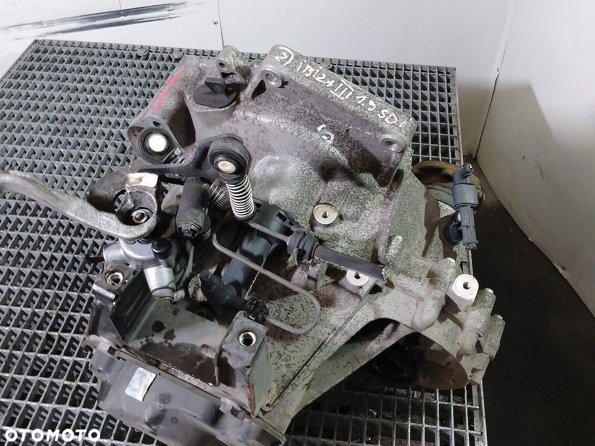 SKRZYNIA BIEGÓW MANUALNA SEAT IBIZA III GKR 1.9 SDI - 6