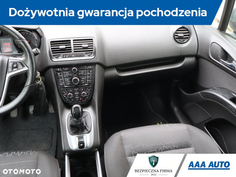 Opel Meriva - 9