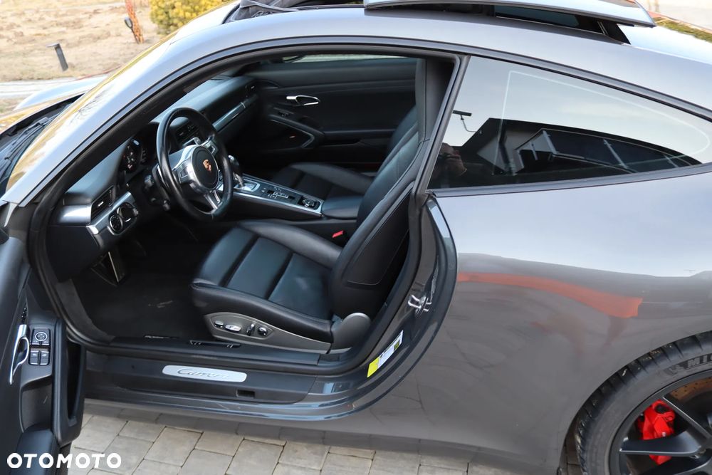 Porsche 911 Carrera PDK - 20