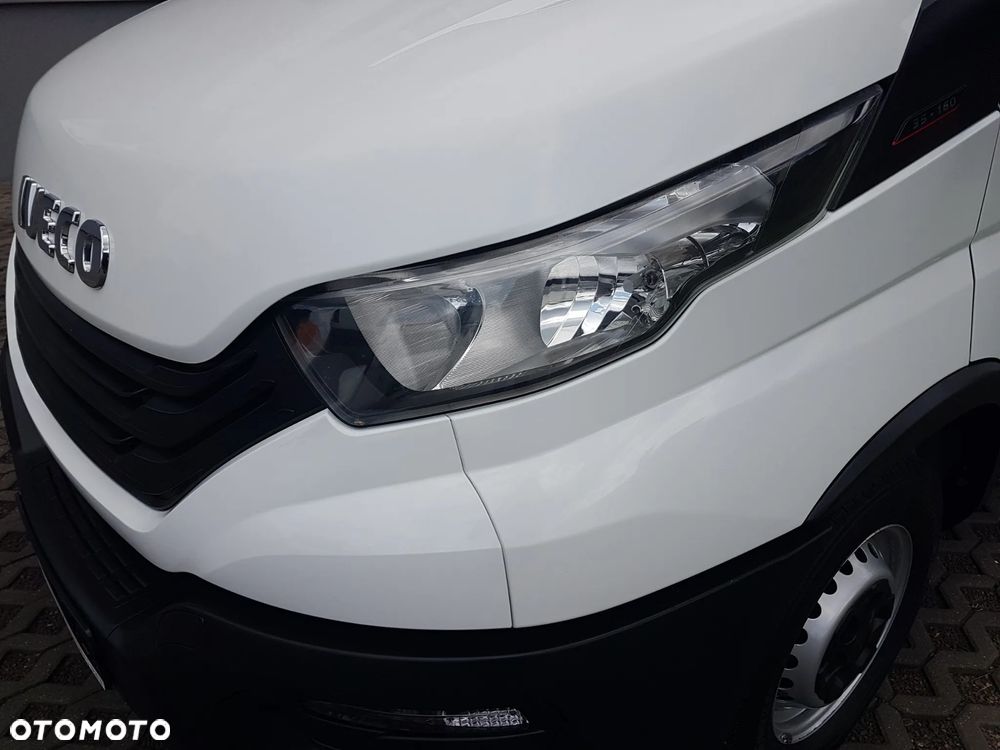 Iveco DAILY WINDA 8EP KONTENER KLIMA 4,20x2,10x2,03 KRAJOWY 35S16  3,0-160KM MANUAL 6-BIEGÓW - 32