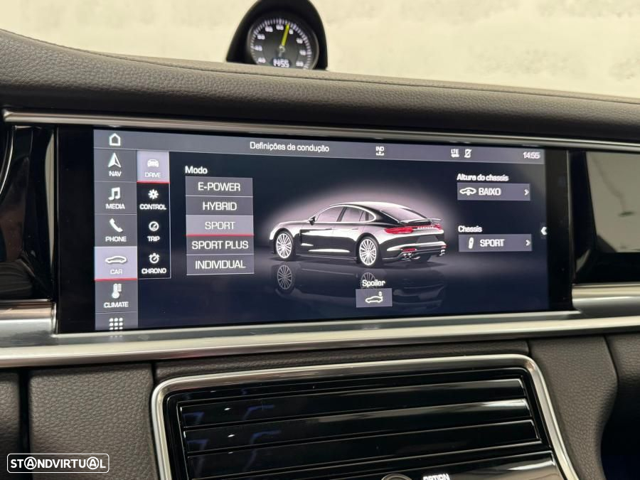 Porsche Panamera 4 E-Hybrid Executive - 30