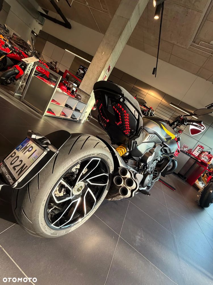 Ducati Diavel - 9