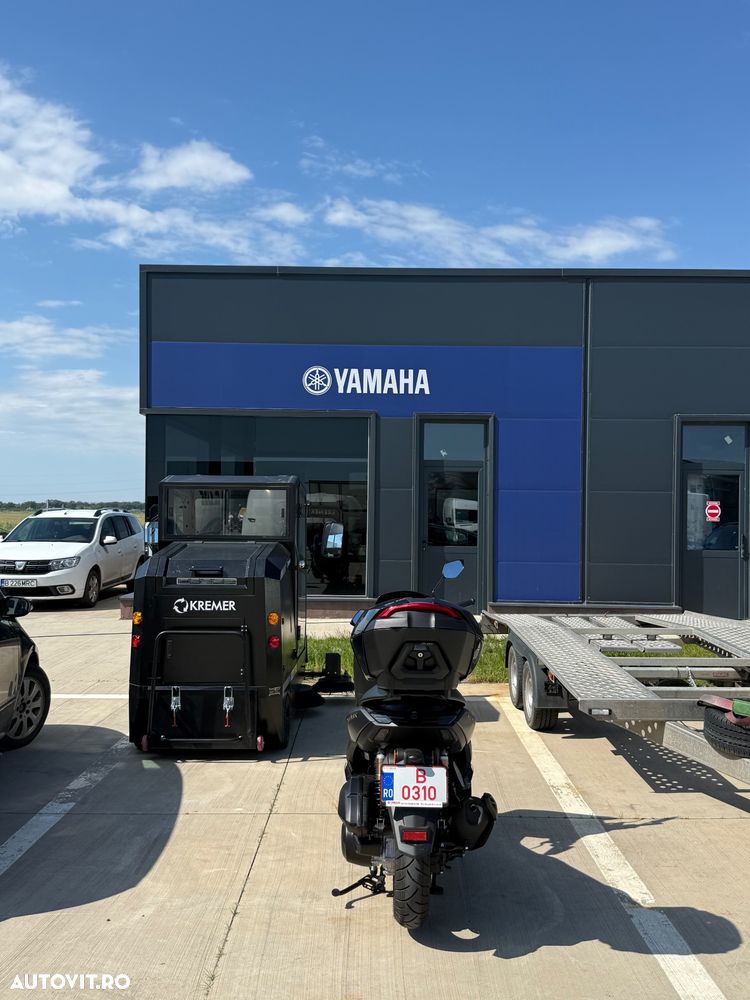 Yamaha X-max - 10