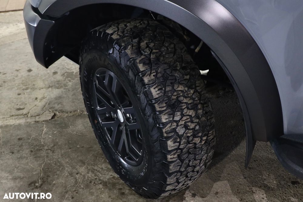 Ford Raptor - 30