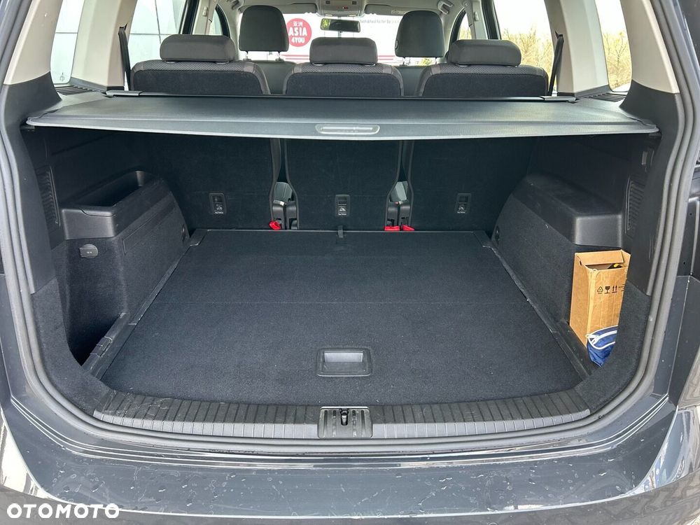 Volkswagen Touran 1.5 TSI EVO Comfortline - 37