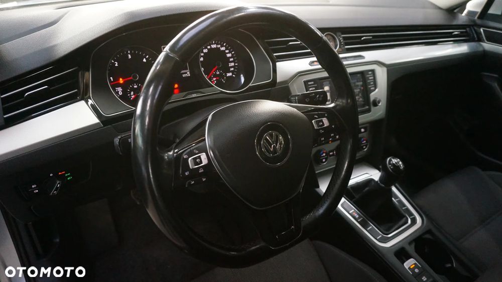Volkswagen Passat 2.0 TDI BMT Comfortline - 7
