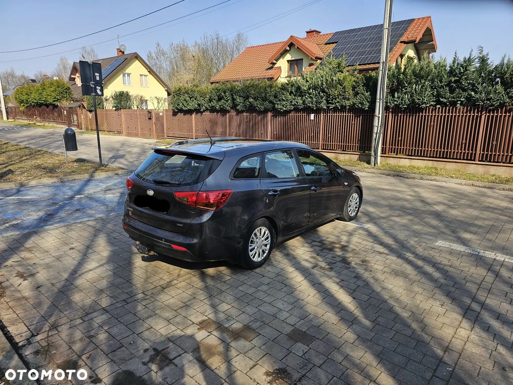 Kia Ceed 1.6 CRDi L - 4