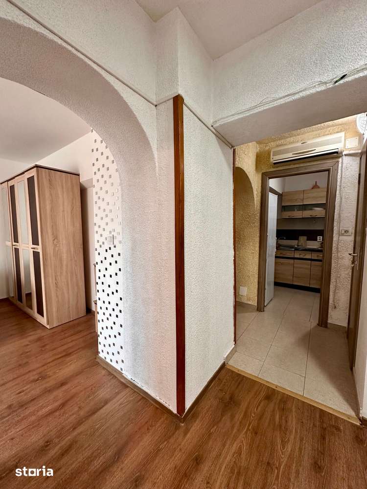 Vânzare apartament 3 camere – Bucur Obor | bloc ALMO | metrou 2 minute — fotografia 1