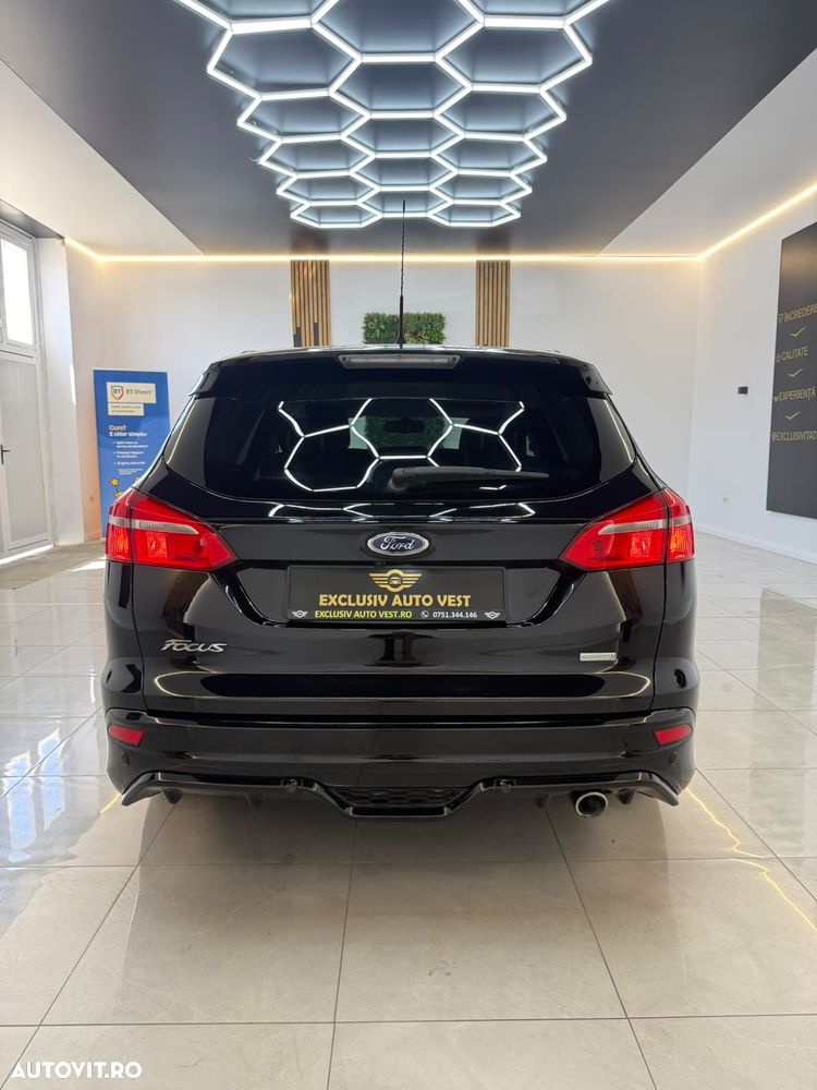 Ford Focus 1.5 EcoBoost Titanium - 15