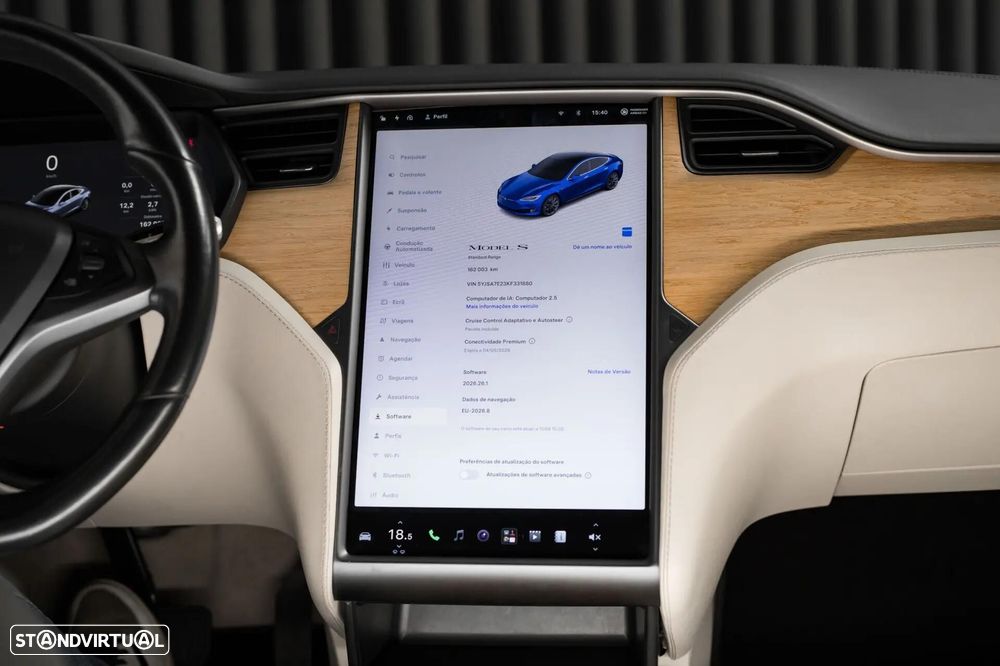 Tesla Model S Standard Range - 27