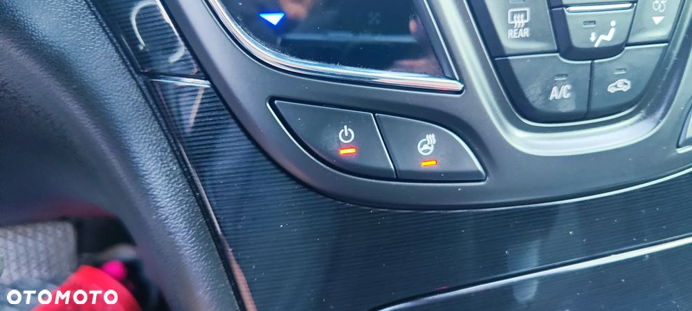 Opel Insignia - 29