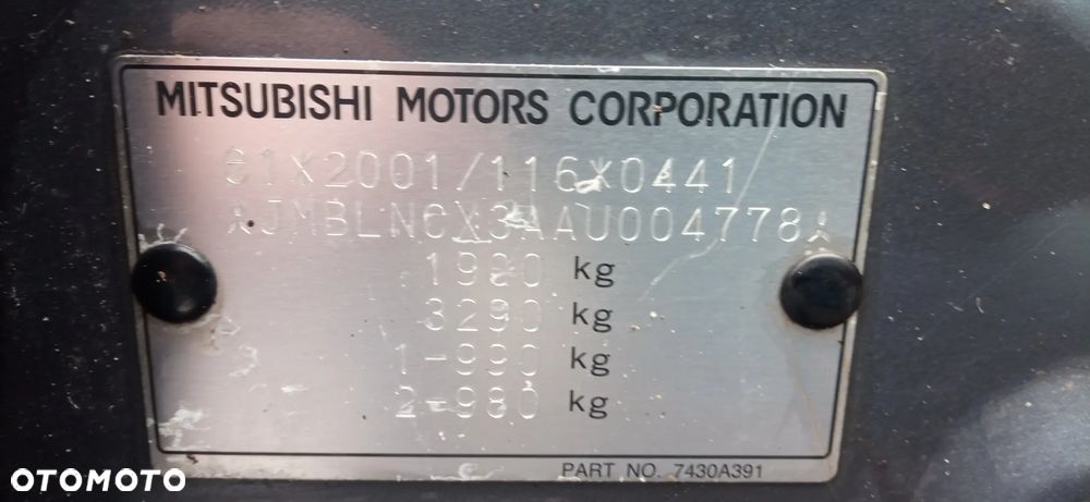 Mitsubishi Lancer 1.8 Intense - 12