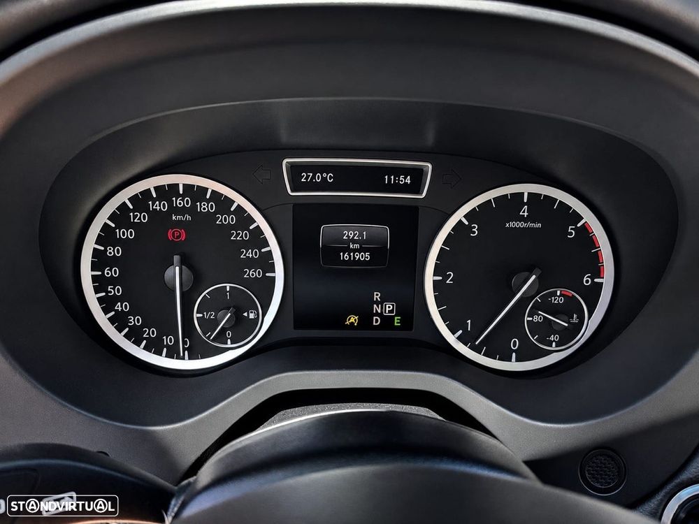 Infiniti Q30 2.2d DCT AWD Premium Tech - 7
