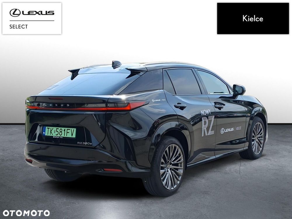 Lexus RZ - 6