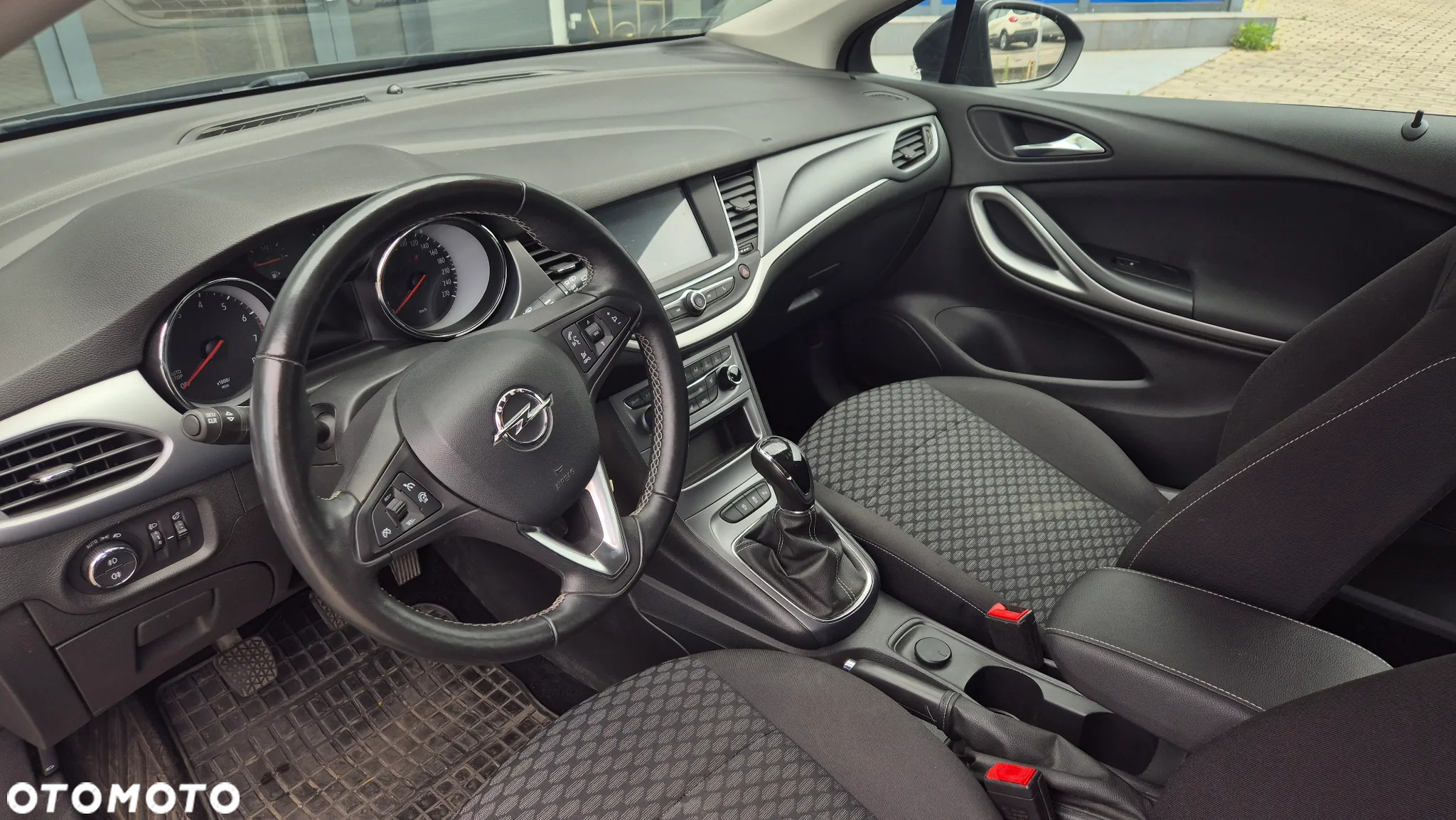 Opel Astra V 1.4 T Enjoy S&S - 9
