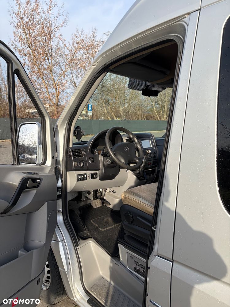 Mercedes-Benz Sprinter - 9
