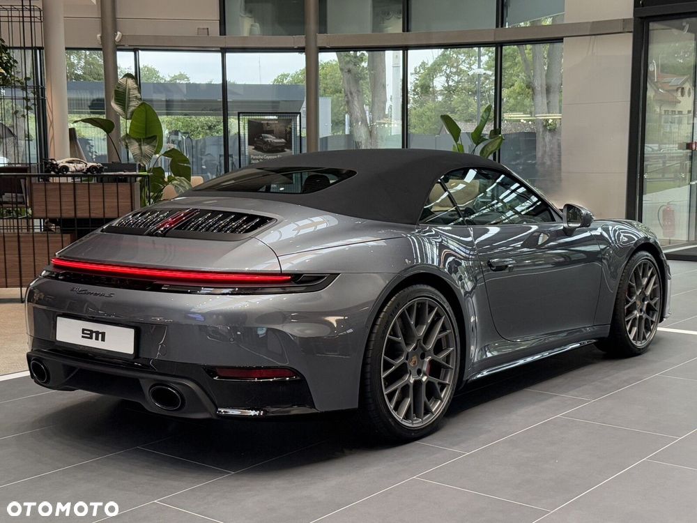 Porsche 911 - 12