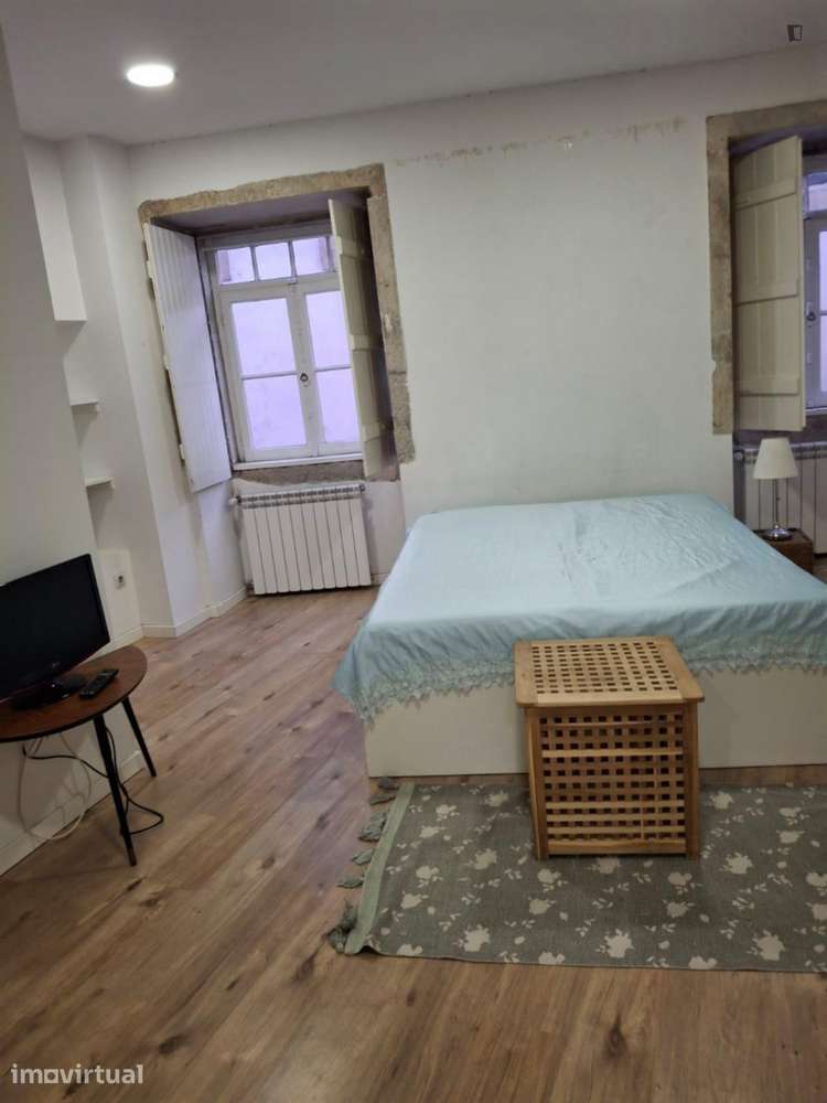 Estúdio - localizado em Montarroio Coimbra - Grande imagem: 2/15
