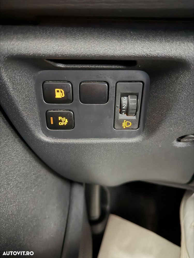 Citroën C4 Picasso 1.6 e-HDI FAP EGS6 Exclusive - 14