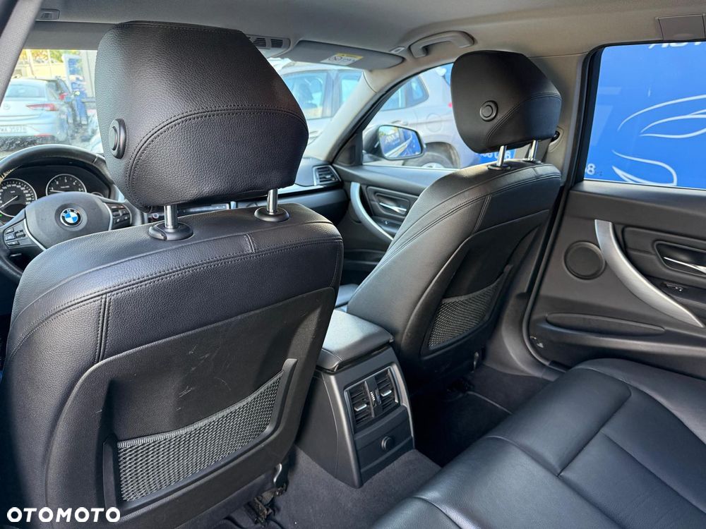 BMW Seria 3 320d - 14
