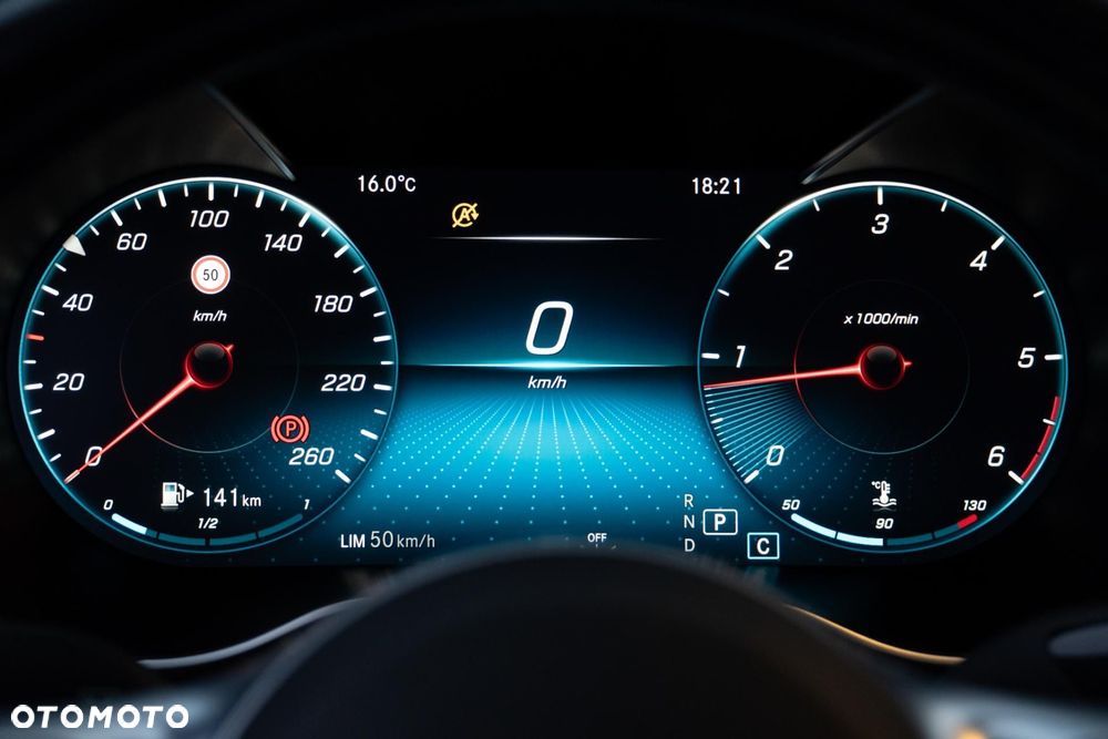 Mercedes-Benz Klasa C 300 d 4MATIC 9G-TRONIC - 29