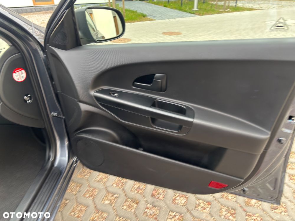 Kia Ceed 1.4 CVVT Spirit - 34