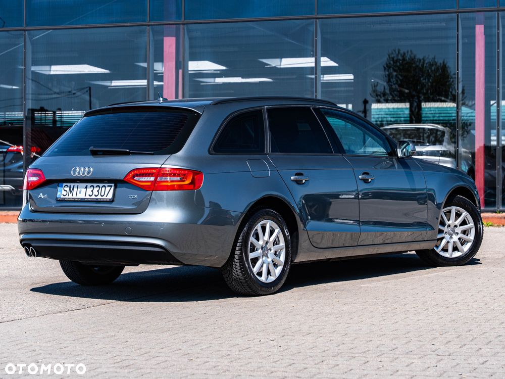 Audi A4 Avant 2.0 TDI DPF clean diesel multitronic Attraction - 8