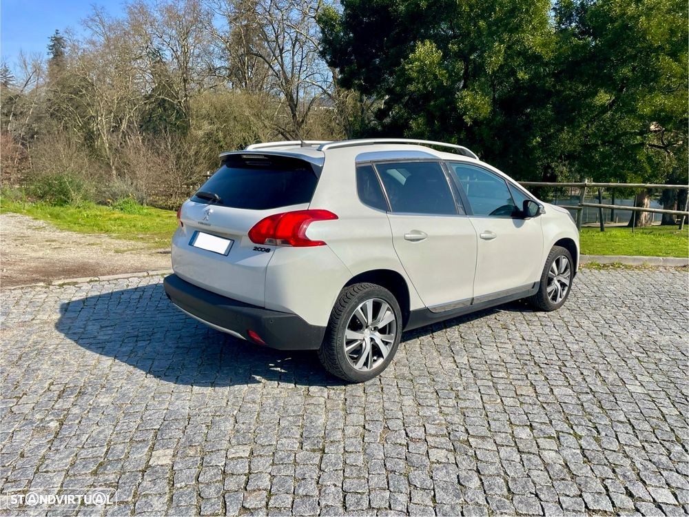Peugeot 2008 1.2 PureTech Crossway - 10