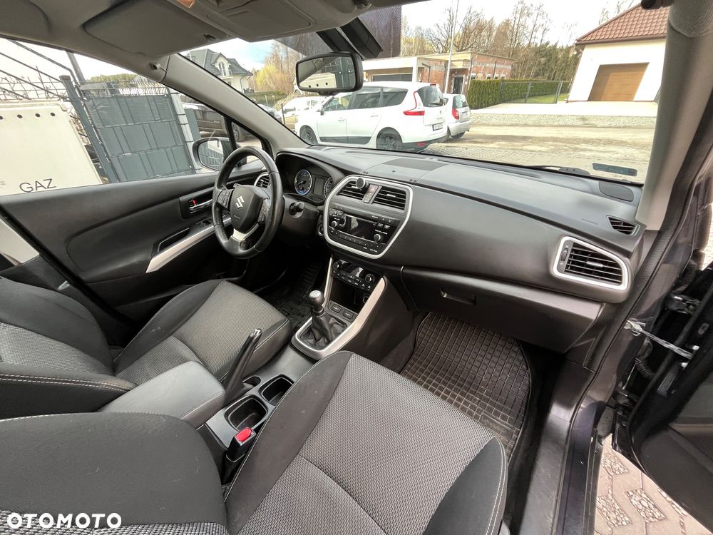 Suzuki SX4 1.6 Premium - 13