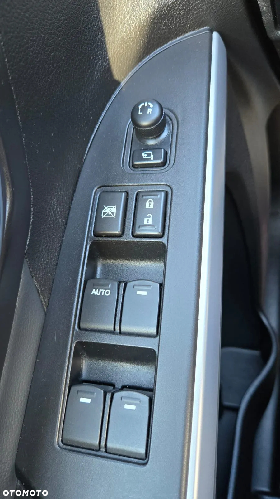 Suzuki SX4 S-Cross 1.6 DDiS Premium Plus - 20