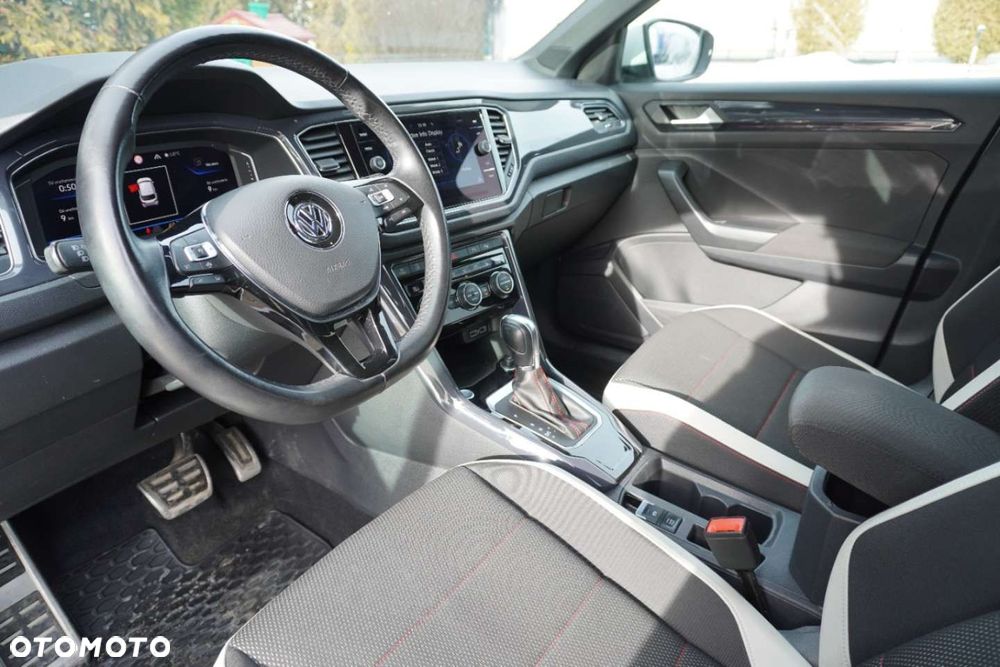 Volkswagen T-Roc - 9