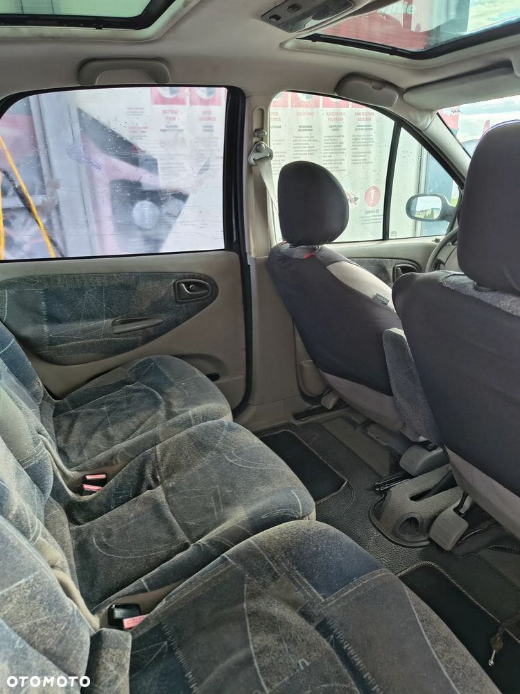 Renault Scenic - 9