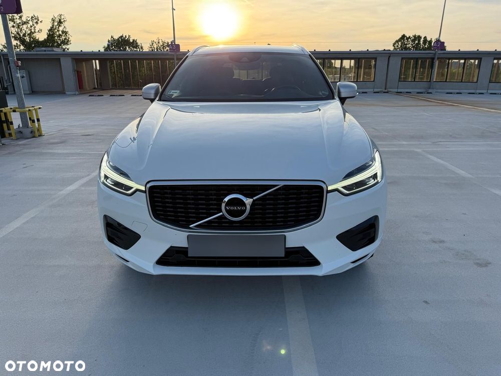 Volvo XC 60 D4 R-Design - 2