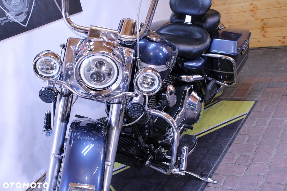 Harley-Davidson Touring Road King - 31