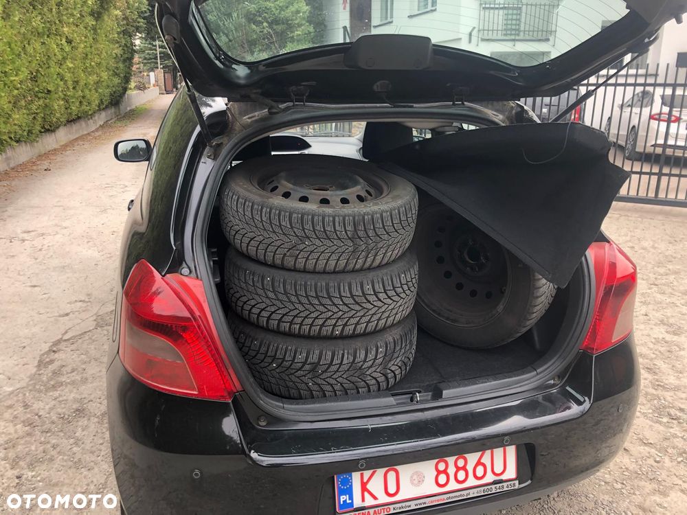 Toyota Yaris 1.3 VVT-i Luna - 10