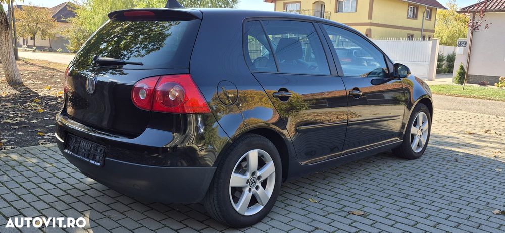 Volkswagen Golf - 3