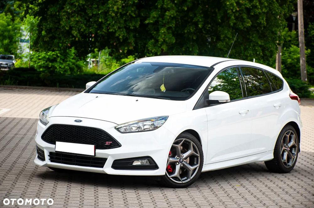 Ford Focus 2.0 TDCi ST mit Leder-Exclusiv-Paket - 8