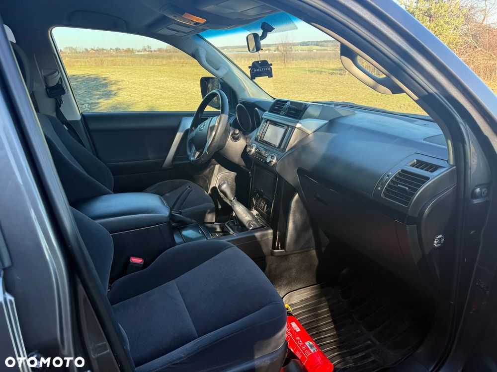 Toyota Land Cruiser 2.8 D-4D - 13