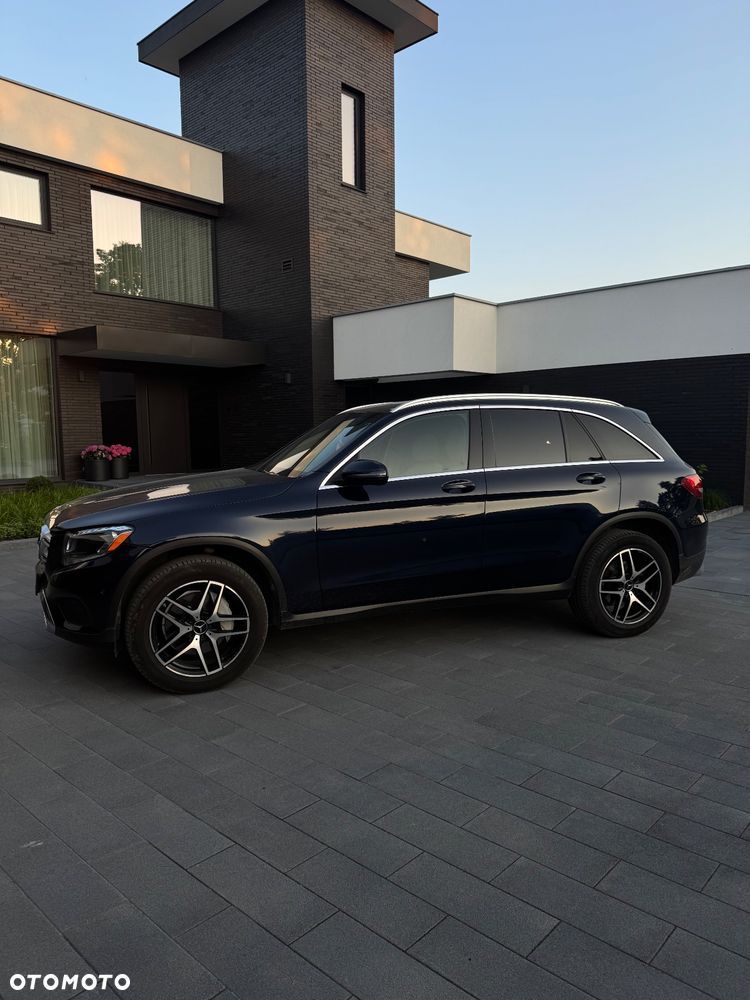 Mercedes-Benz GLC - 1