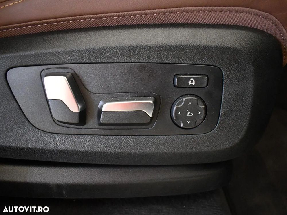 BMW X5 xDrive30d - 16