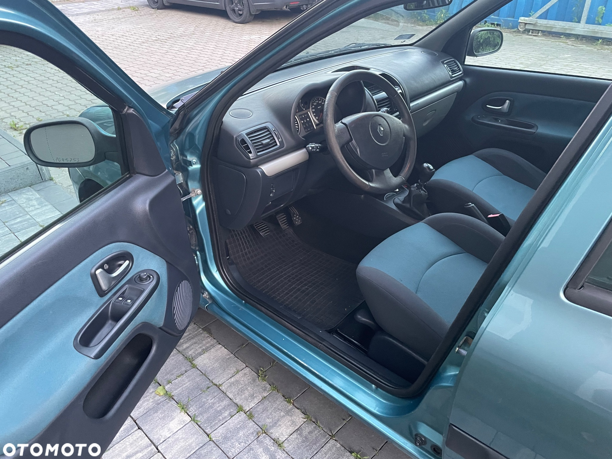 Renault Clio 1.2 16V Extreme - 8