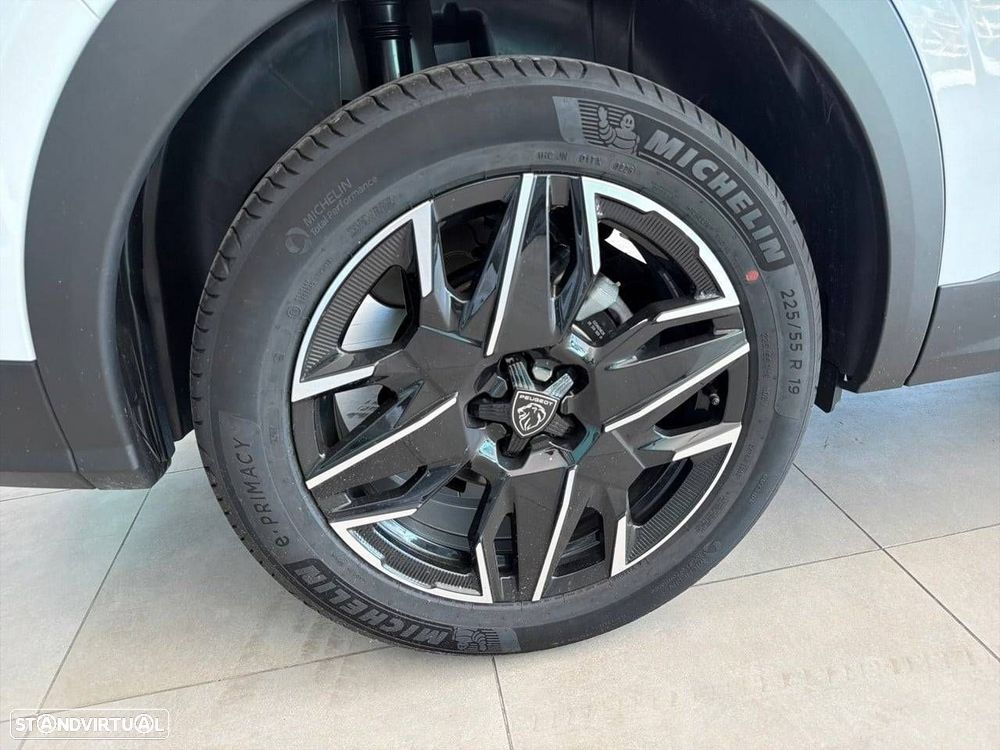 Peugeot 5008 1.2 Hybrid Allure e-DCS6 - 11